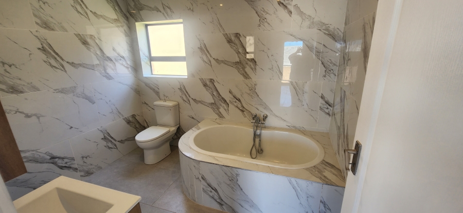 6 Bedroom Property for Sale in Dana Bay Western Cape